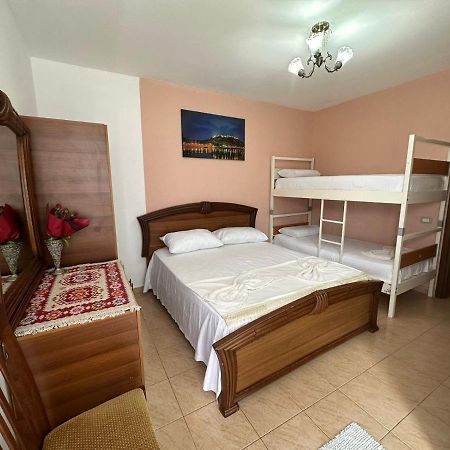 Cozy Apartment In The City Center Shkodër Esterno foto