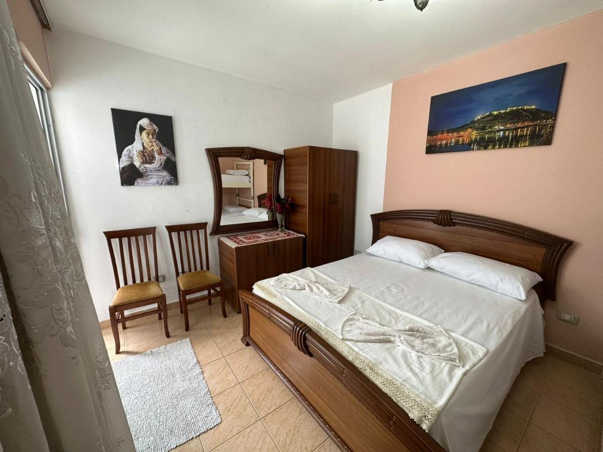Cozy Apartment In The City Center Shkodër Esterno foto